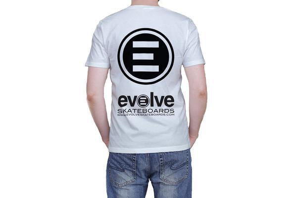 Polera Evolve Skateboard Blanca